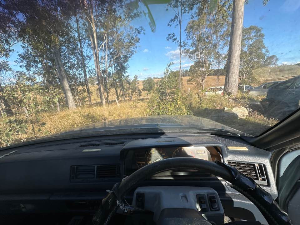 1987 Mitsubishi Magna Dashboard (bare) #B344
