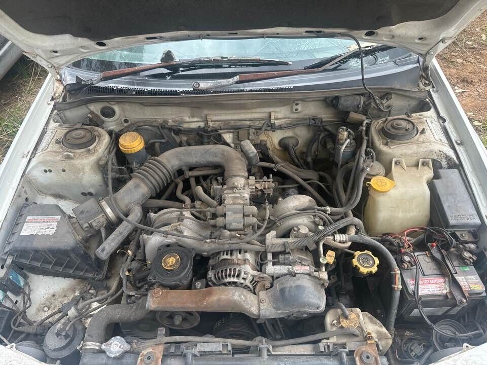 1996 Subaru Impreza RH Drivers Front Head rest #B406