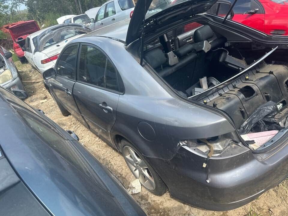 2003 Mazda 6 RH Drivers Front Door Trim #B164