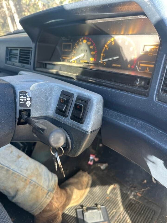 1987 Mitsubishi Magna Steering Column Shroud #B344