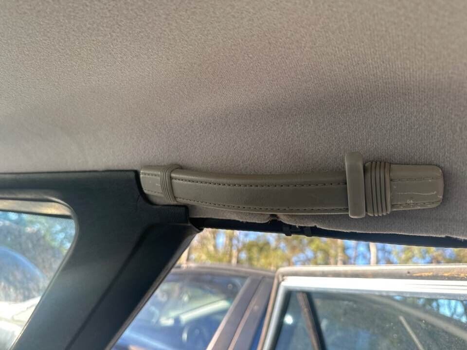 1987 Mitsubishi Magna Upper Grab Handle LH Rear #B344