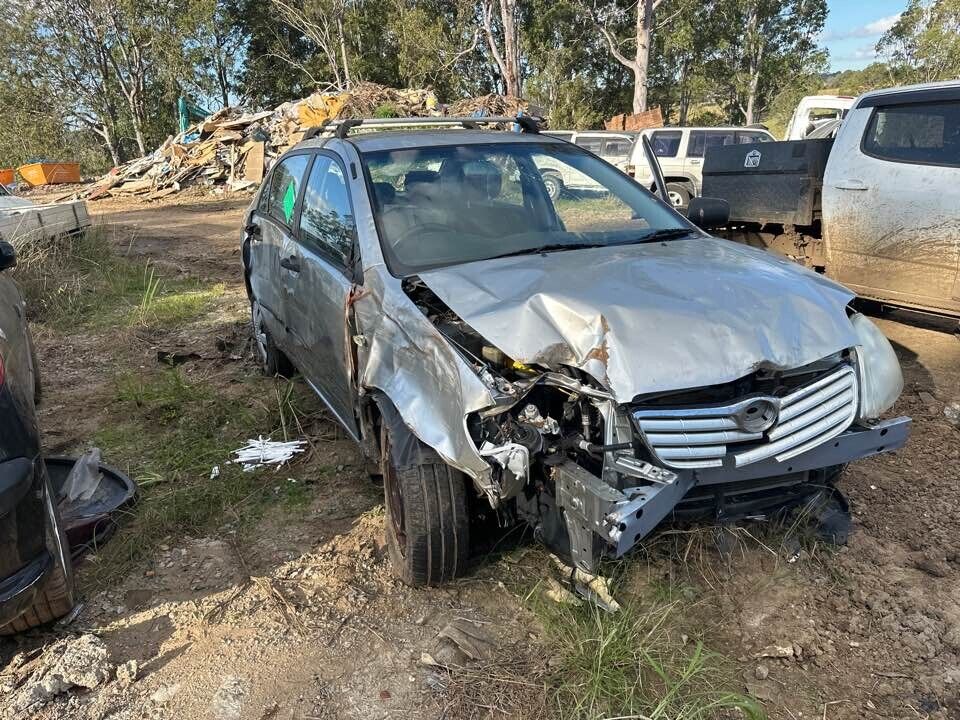 2006 Toyota Corolla RH Drivers Rear Head rest #B248