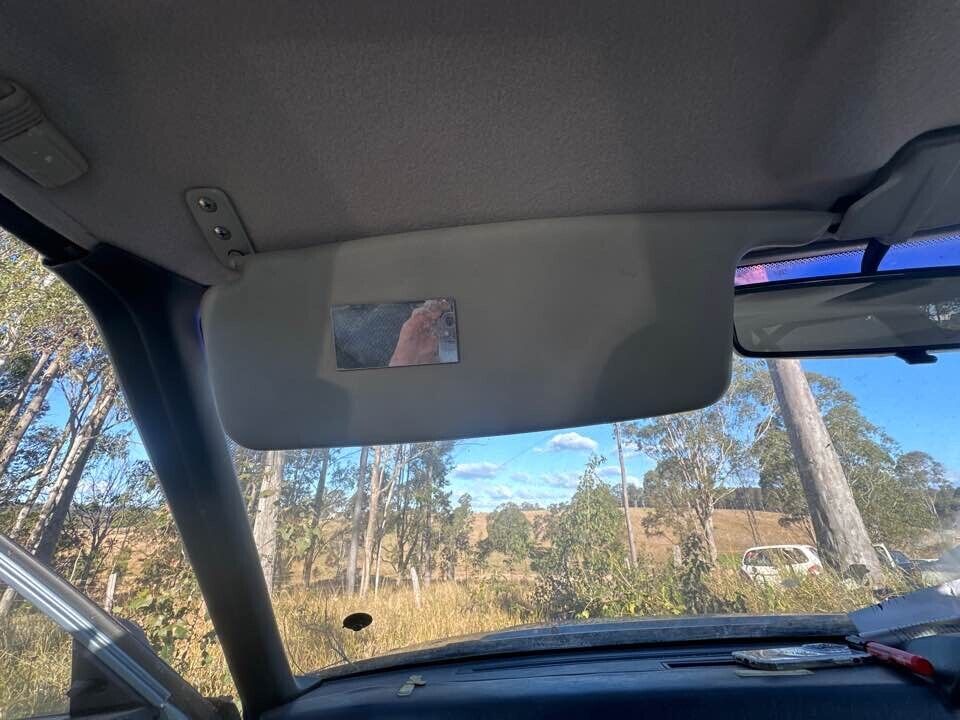 1987 Mitsubishi Magna Sunvisor Left Hand #B344