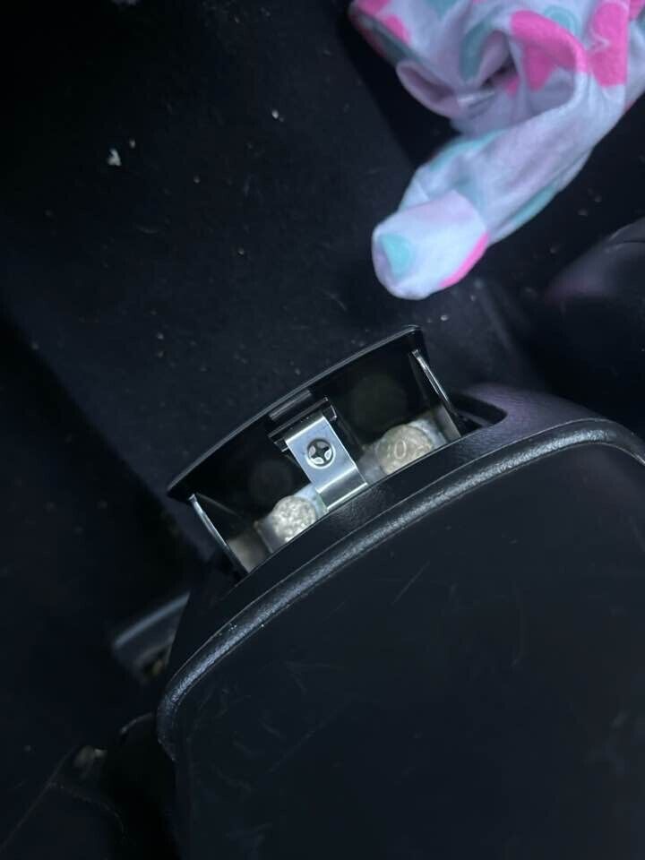 2007 Mazda 6 Ashtray Rear Centre #B244