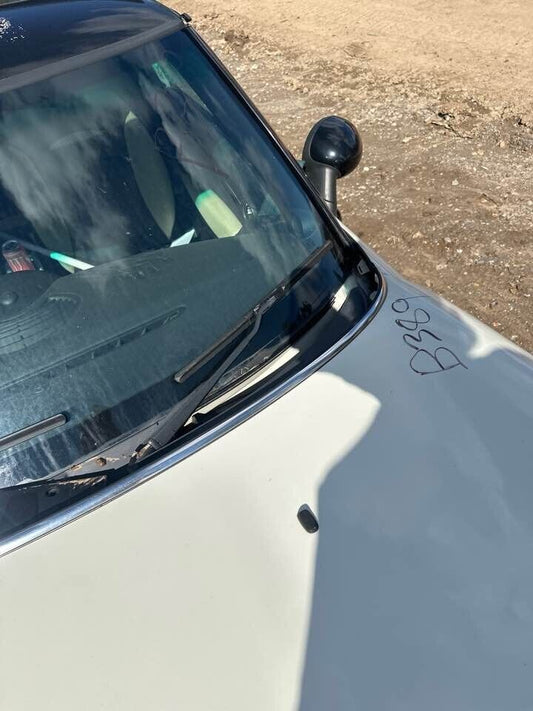2007 Mini Cooper LH Passengers Wiper Arm #B389