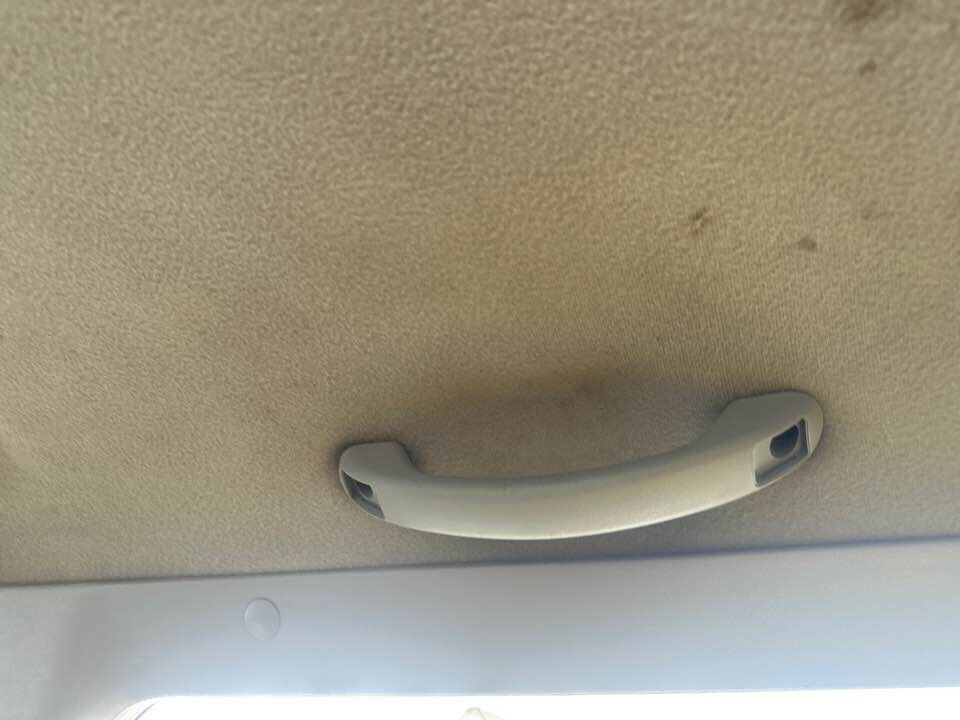 1992 Ford Explorer Upper Grab Handle RH Rear #B395