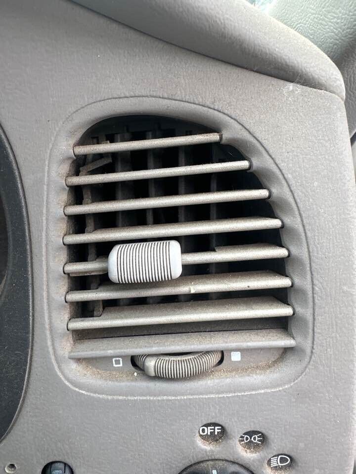 1992 Ford Explorer Aircon Vents Front Right #B395