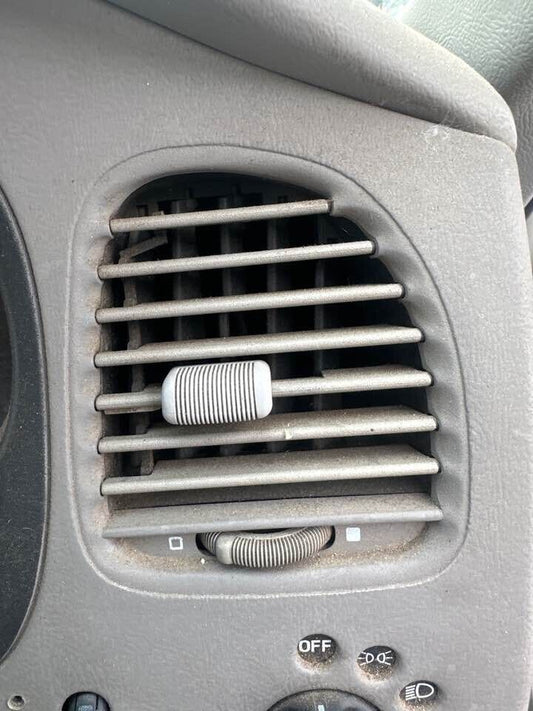 1992 Ford Explorer Aircon Vents Front Right #B395