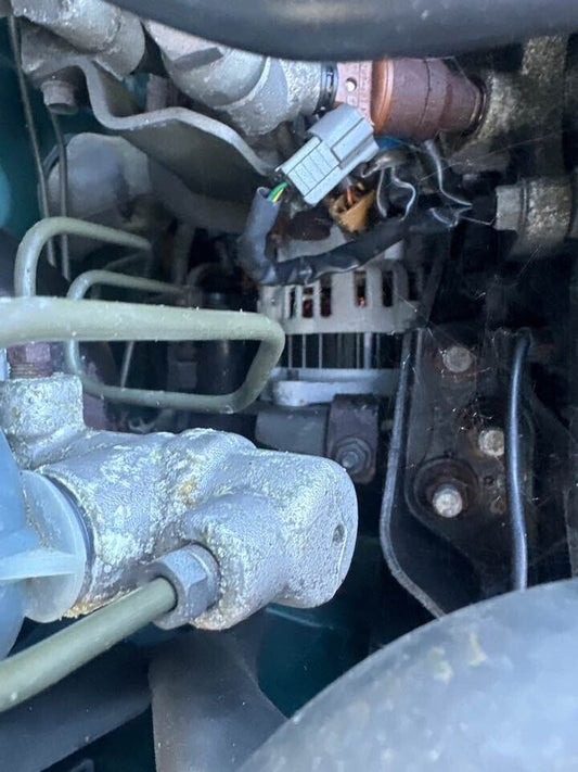 1996 Ford Festiva Alternator #B353