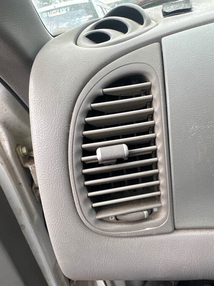 1992 Ford Explorer Aircon Vents Front Left #B395