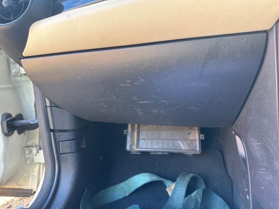 2007 Mini Cooper Glove Box Lid #B389