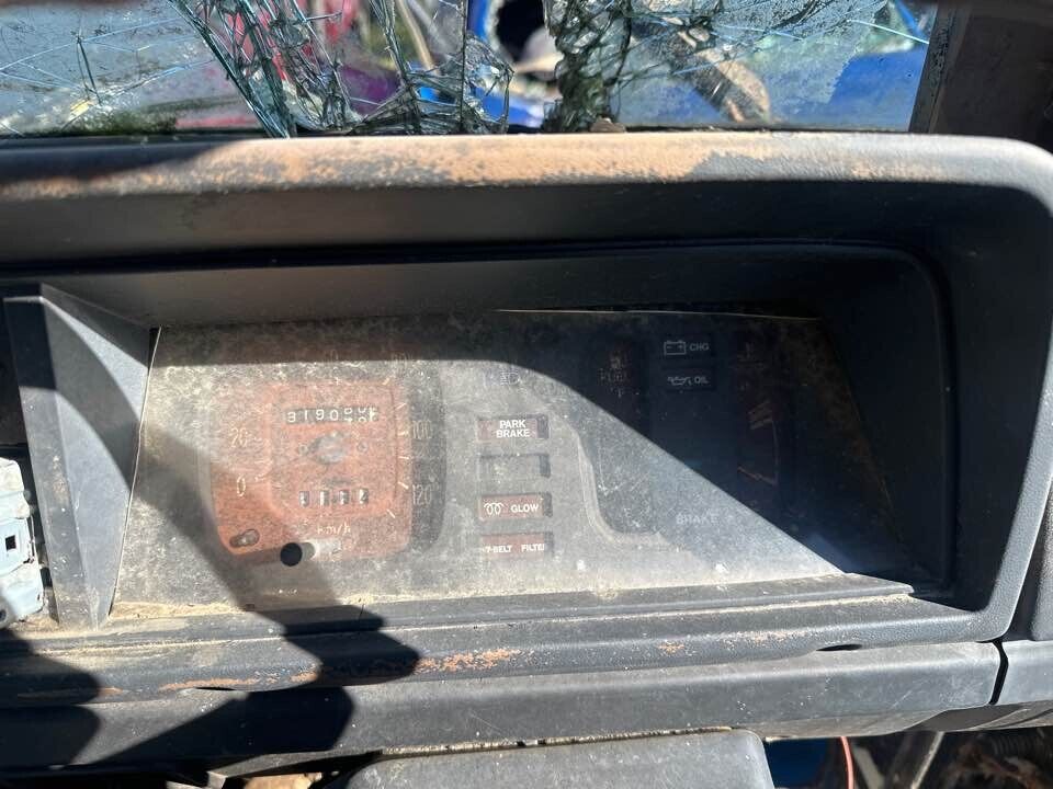 1991 Toyota Ace Truck Instrument Cluster (0) #B297