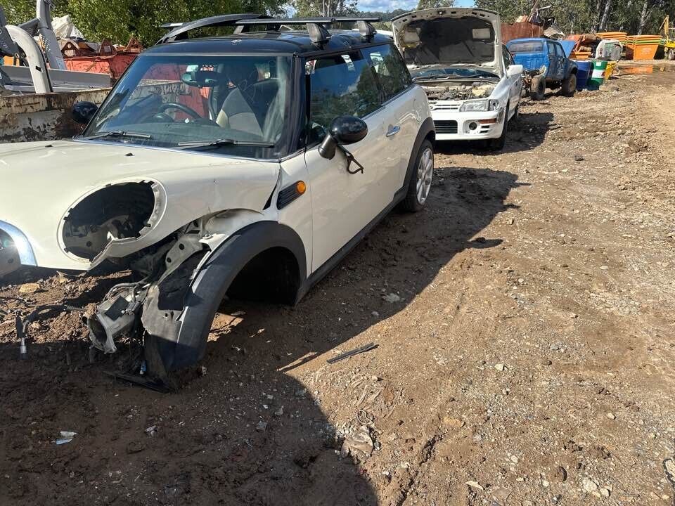 2007 Mini Cooper Weather Shield RH Front #B389