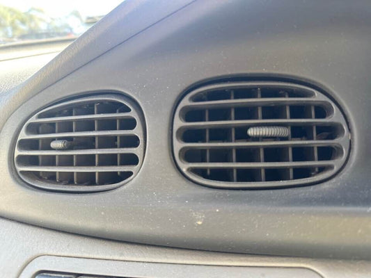 1996 Ford Festiva Aircon Vents Front CENTRE #B353