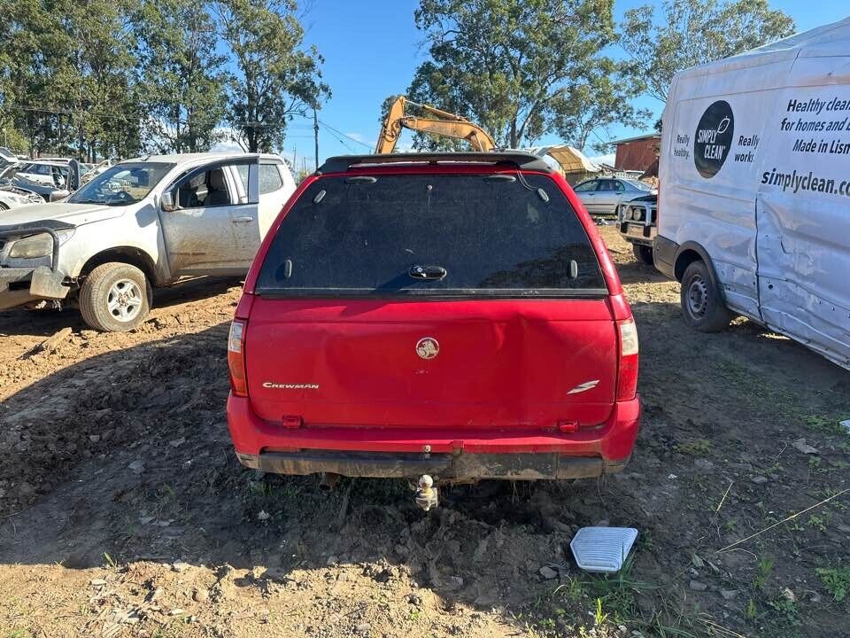 2007 Holden Crewman S Door Locking Mechanism RH Drivers Rear #B251