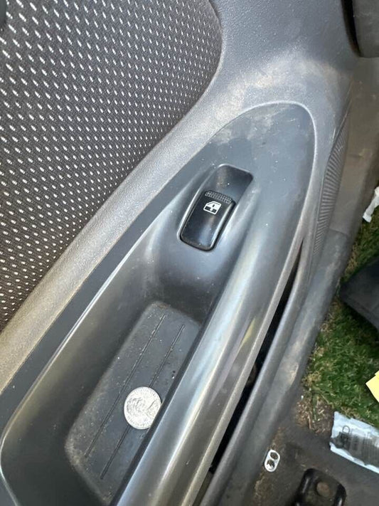 2007 Kia Rio Electric Window LH Passengers Front Switch #B357