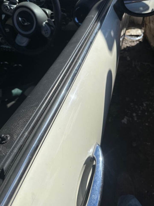 2007 Mini Cooper Weather Strip RH Front #B389