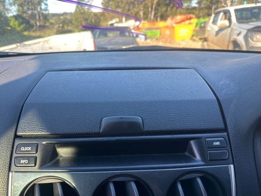 2007 Mazda 6 Centre Dash Pocket Lid #B244
