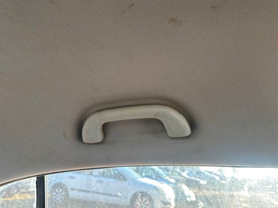 2007 Kia Rio Upper Grab Handle LH Rear #B357