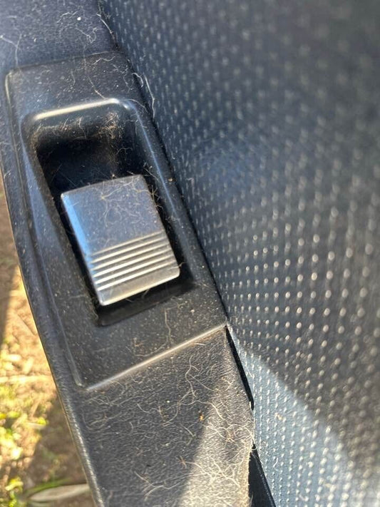 1987 Mitsubishi Magna RH Drivers Side Rear Inner Door Handle #B344