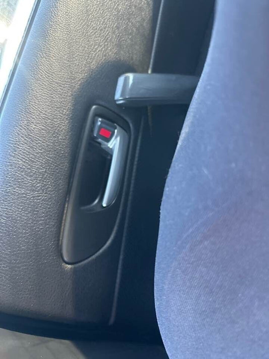 2007 Mazda 6 RH Drivers Side Rear Inner Door Handle #B244