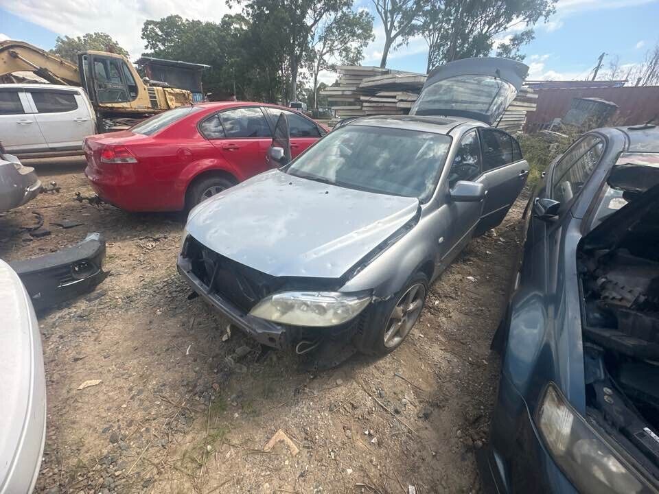 2003 Mazda 6 RH Drivers Front Door Trim #B164