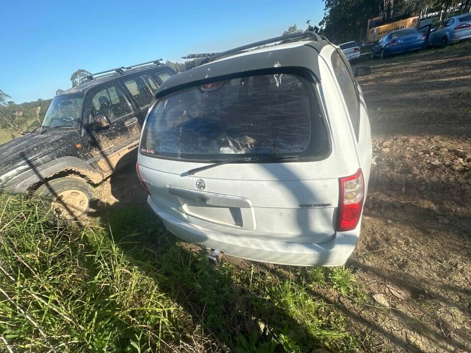 2006 Holden Vz Commodore Instrument Cluster (Electronic) #B428