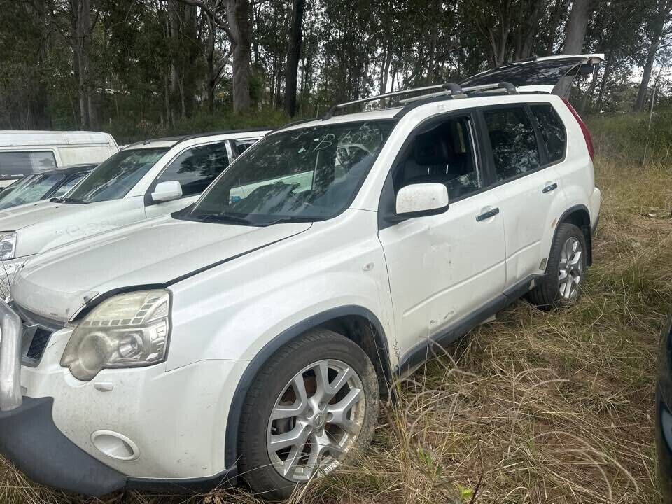 2011 Nissan X-Trail Tail Gate Wiper Motor #B405