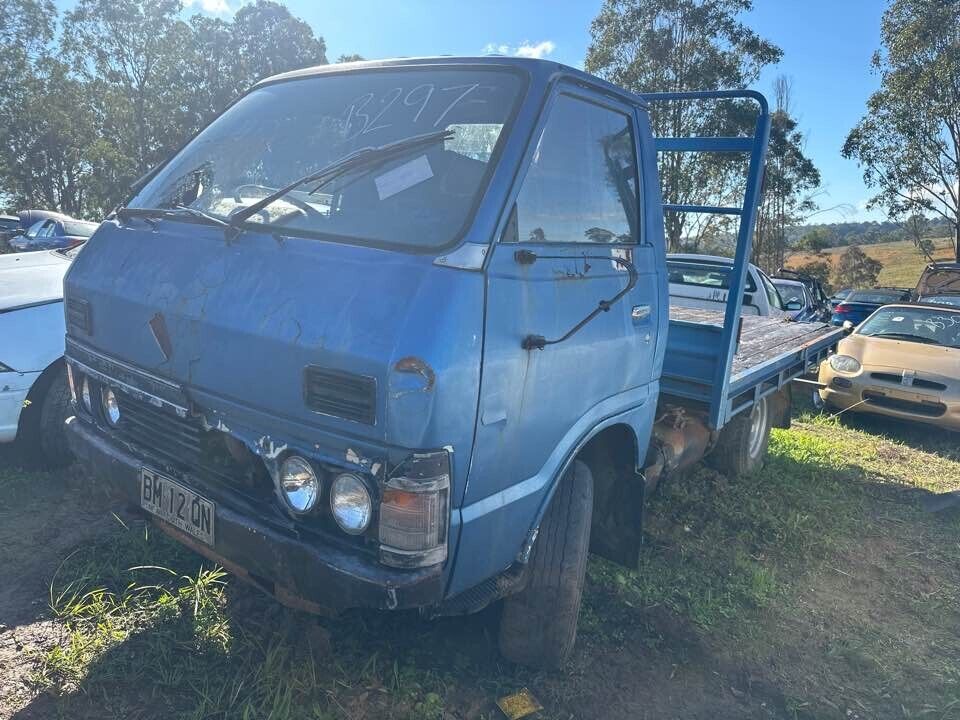 1991 Toyota Ace Truck Window Washer Bottle #B297