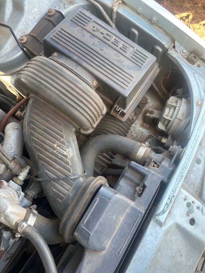 1990 Ford Ea Falcon Air Cleaner Box & Pipe #B400