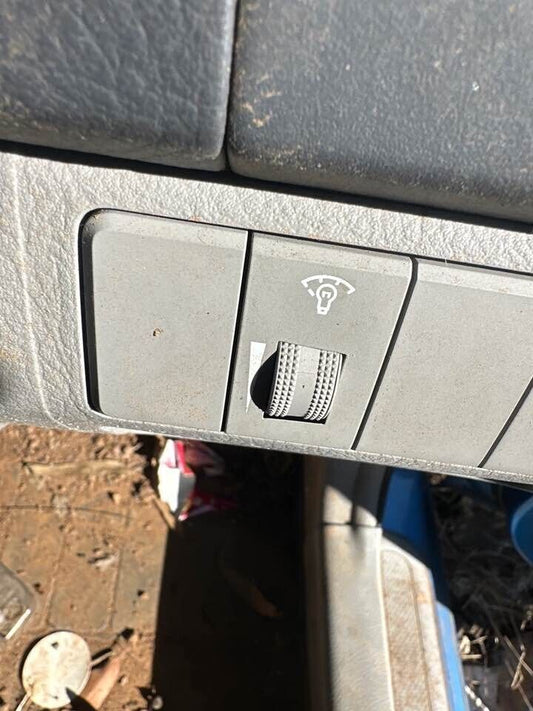 2007 Kia Cerato 3 X Dash Blank Plates #B272