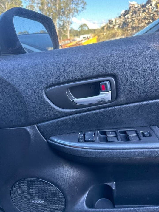 2007 Mazda 6 RH Drivers Front Inner Door Handle #B244