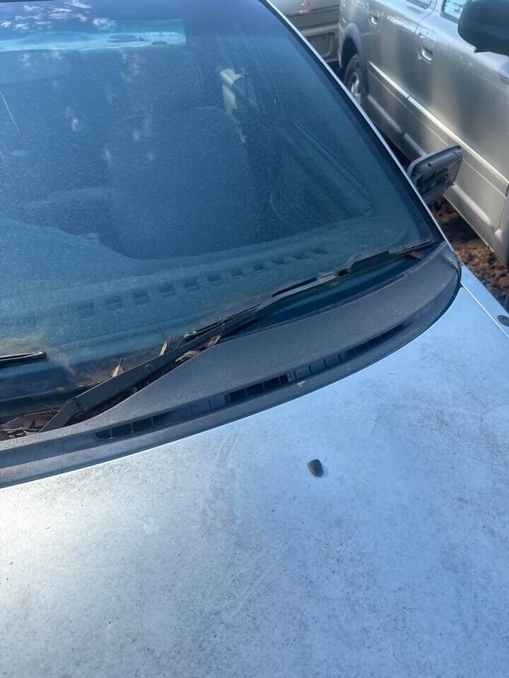 1990 Ford Ea Falcon LH Passengers Wiper Arm #B400