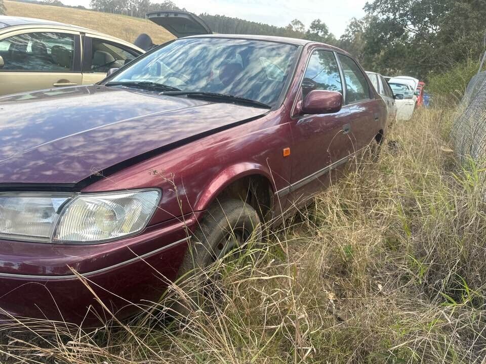 1999 Toyota Camry Outer Door Handle LH Passengers Front #B423