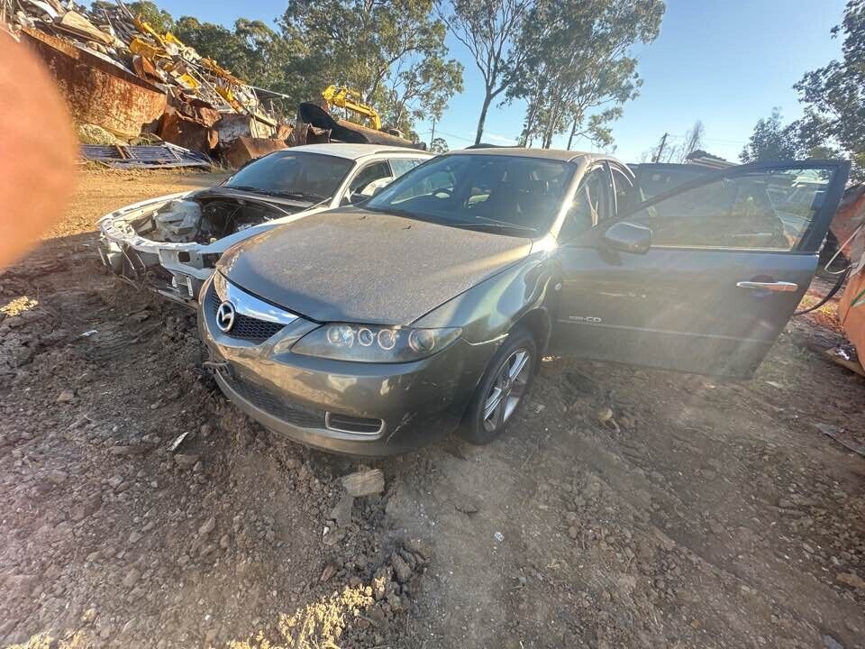 2007 Mazda 6 Door Locking Mechanism RH drivers Front #B244